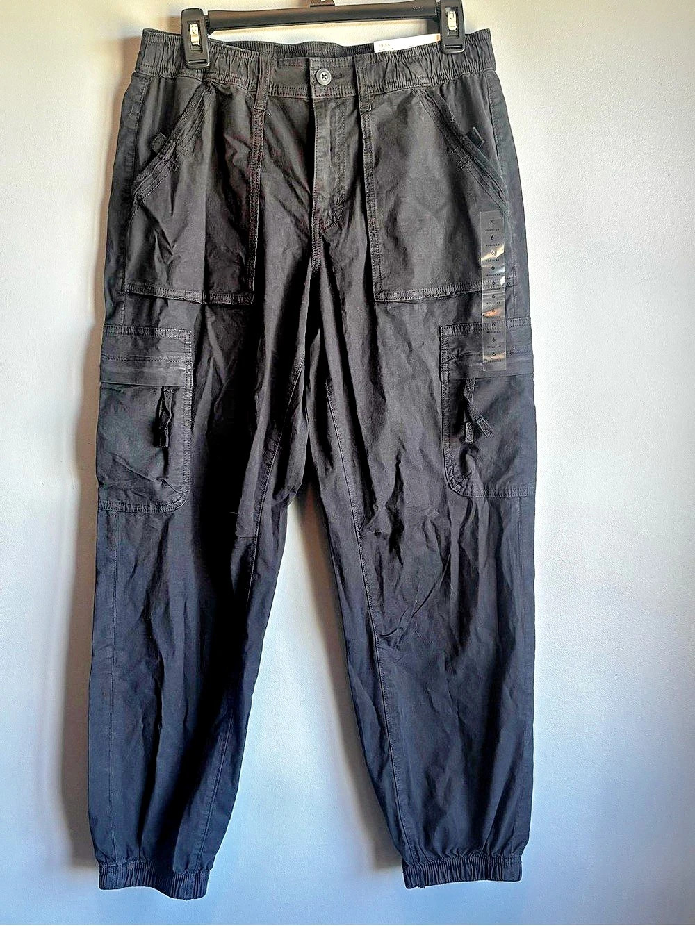 American Eagle AE Snappy Stretch High-Waisted Baggy Cargo Jogger Baggy Cargo